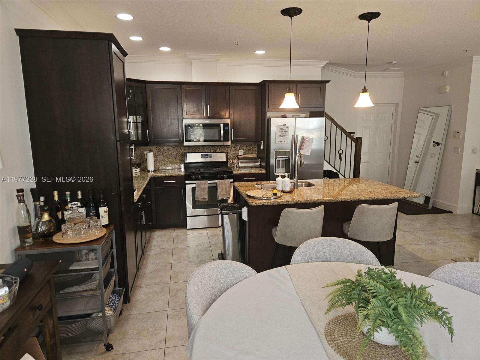 OAKLAND SAWGRASS EXPRESSW - Residential