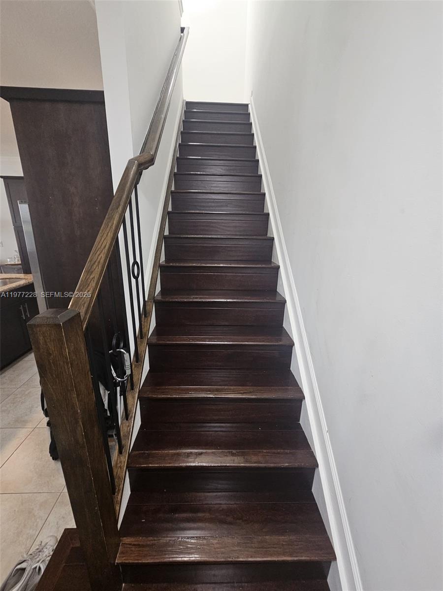 OAKLAND SAWGRASS EXPRESSW - Residential