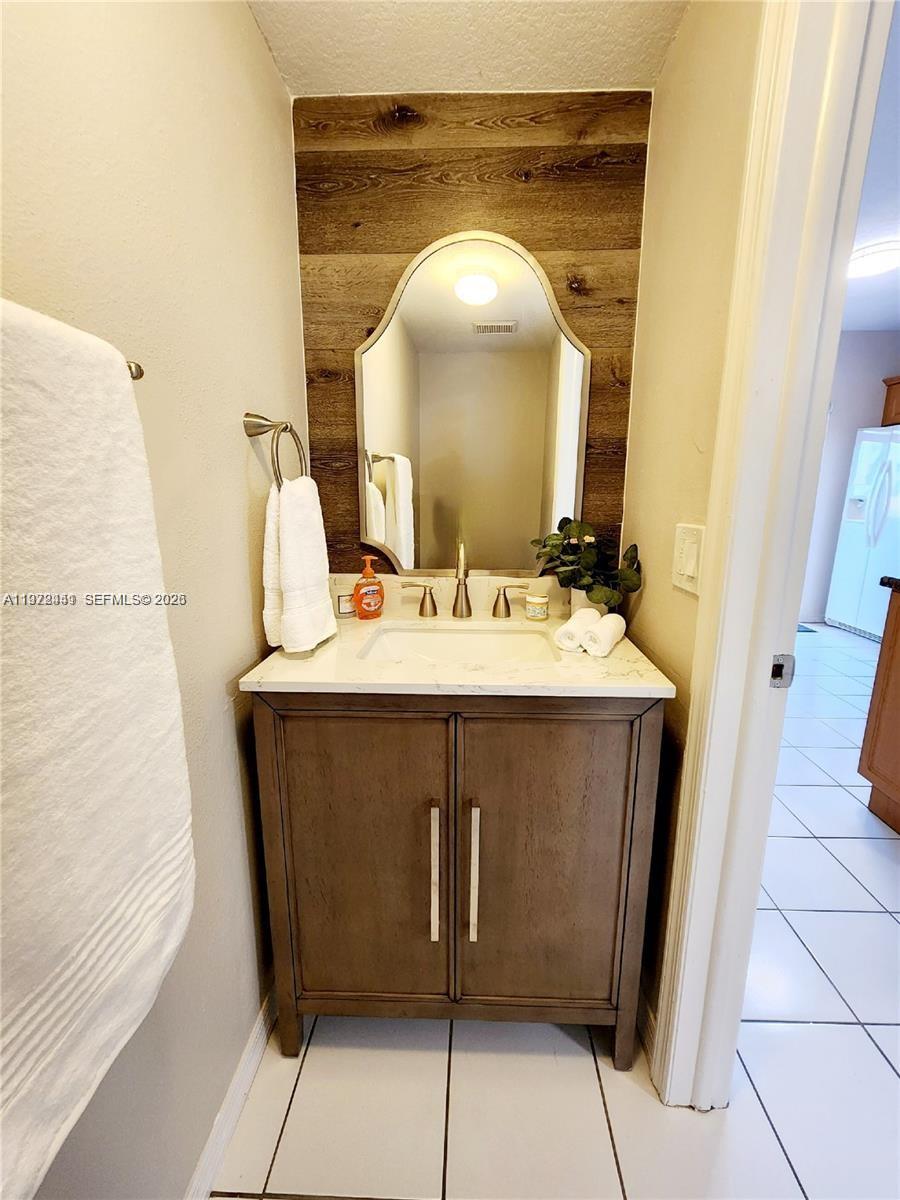 8360 NW 103rd St 204E