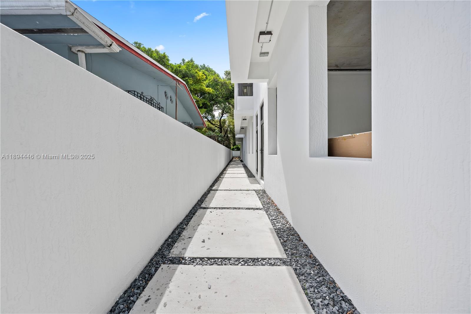 CITY OF MIAMI SOUTH - Residential