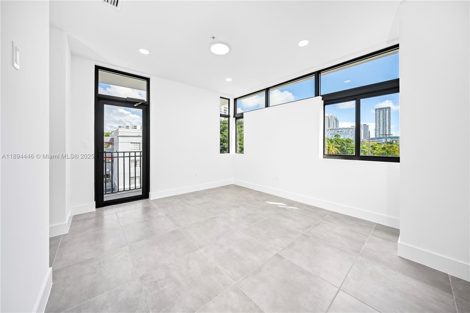 CITY OF MIAMI SOUTH - Residential