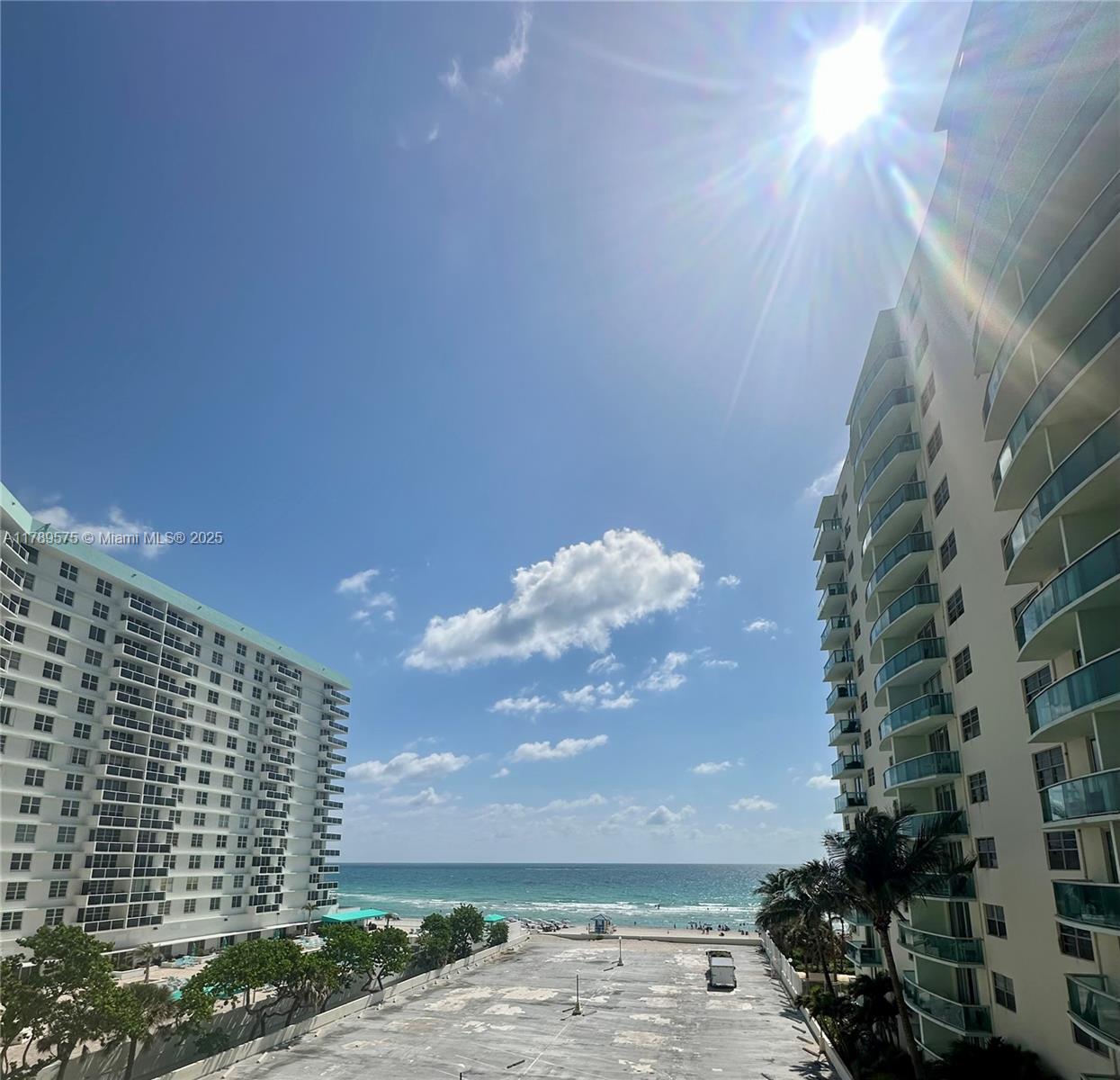 TIDES ON HOLLYWOOD BEACH - Residential