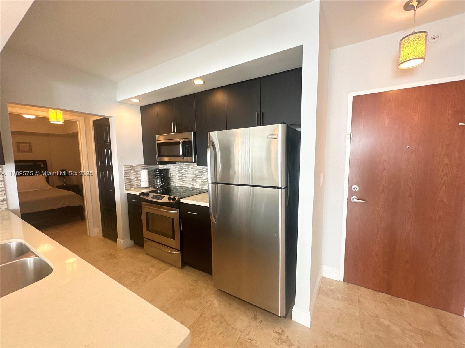 TIDES ON HOLLYWOOD BEACH - Residential