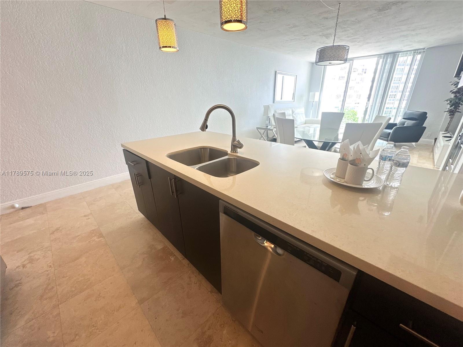 TIDES ON HOLLYWOOD BEACH - Residential