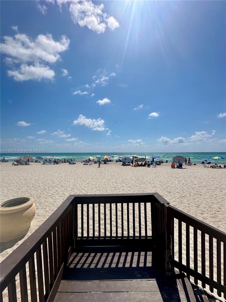 TIDES ON HOLLYWOOD BEACH - Residential