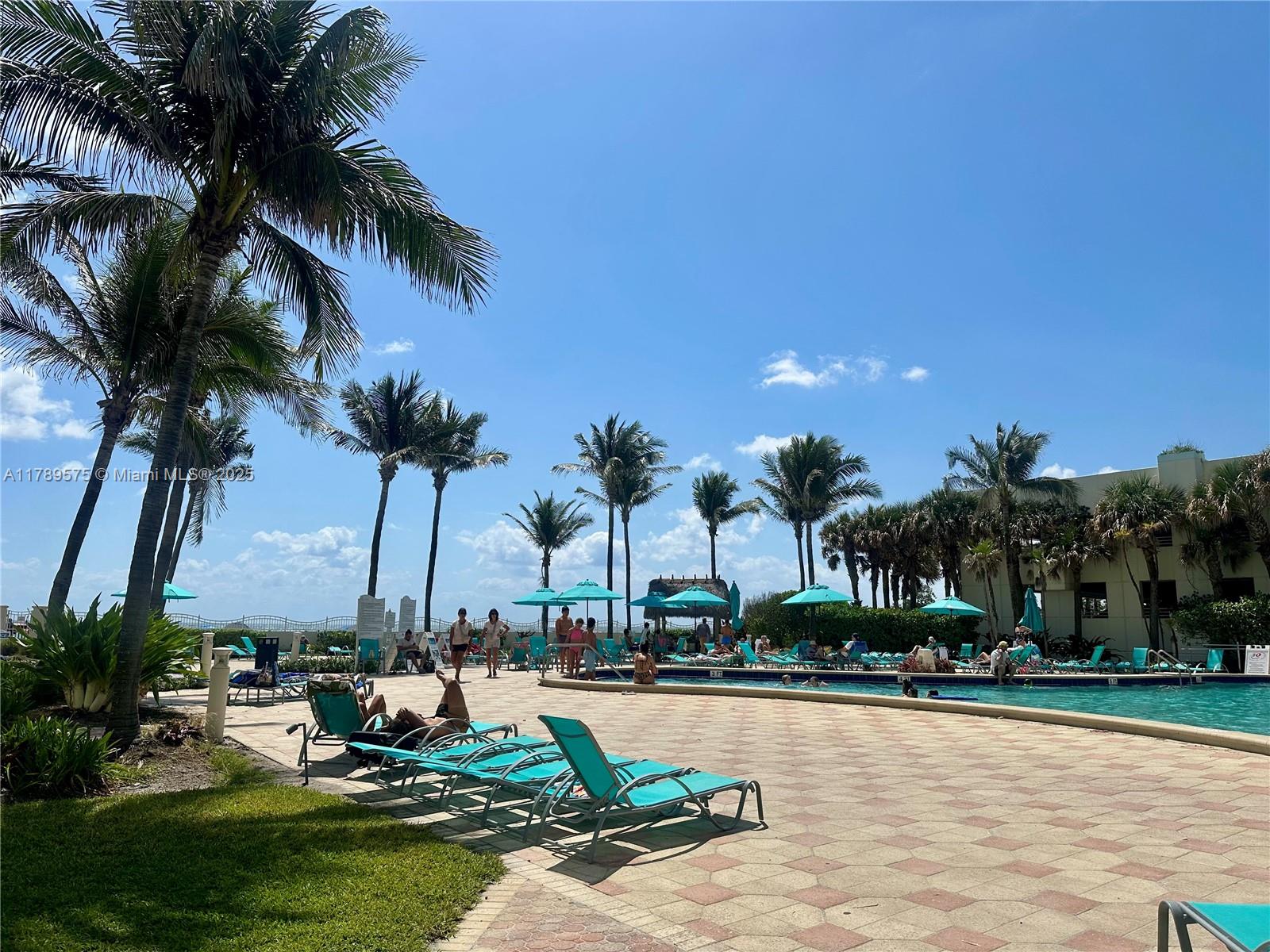 TIDES ON HOLLYWOOD BEACH - Residential