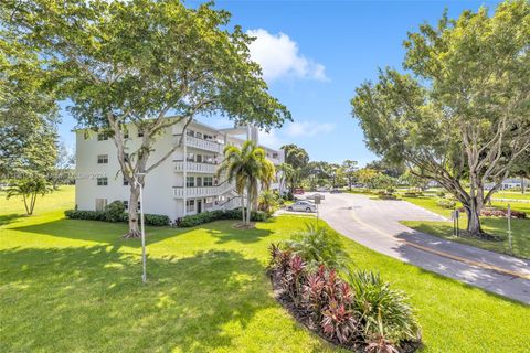 A home in Deerfield Beach