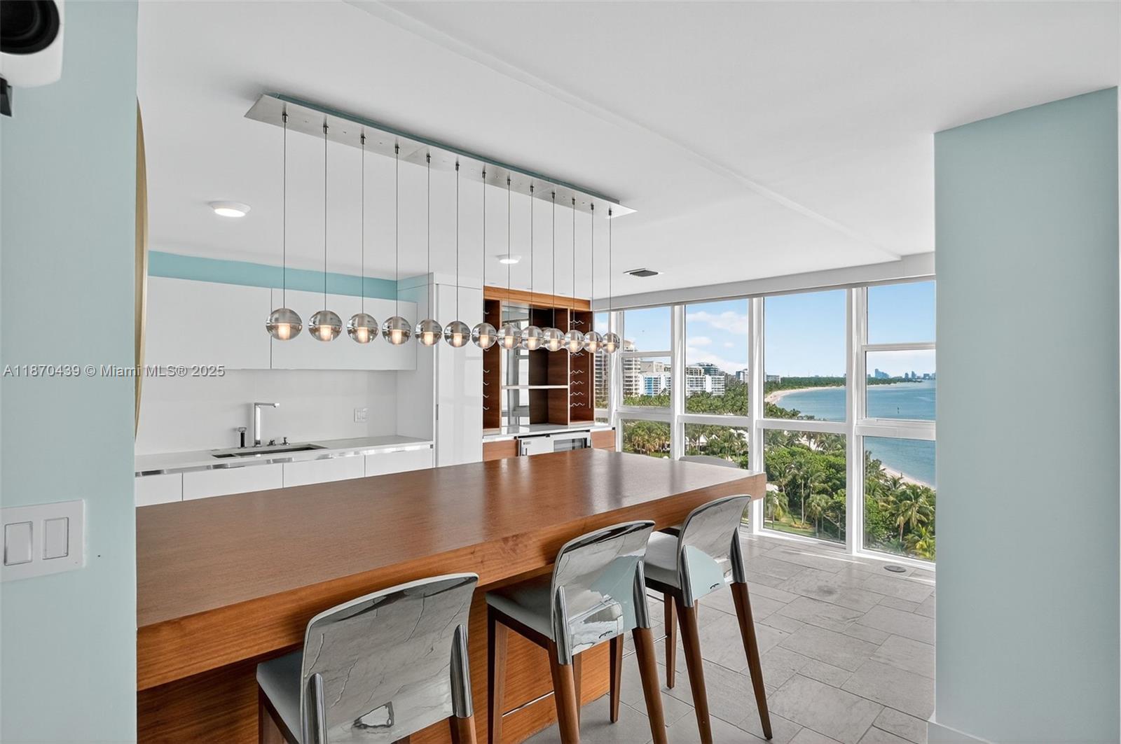 MAR-AZUL CONDO - Residential