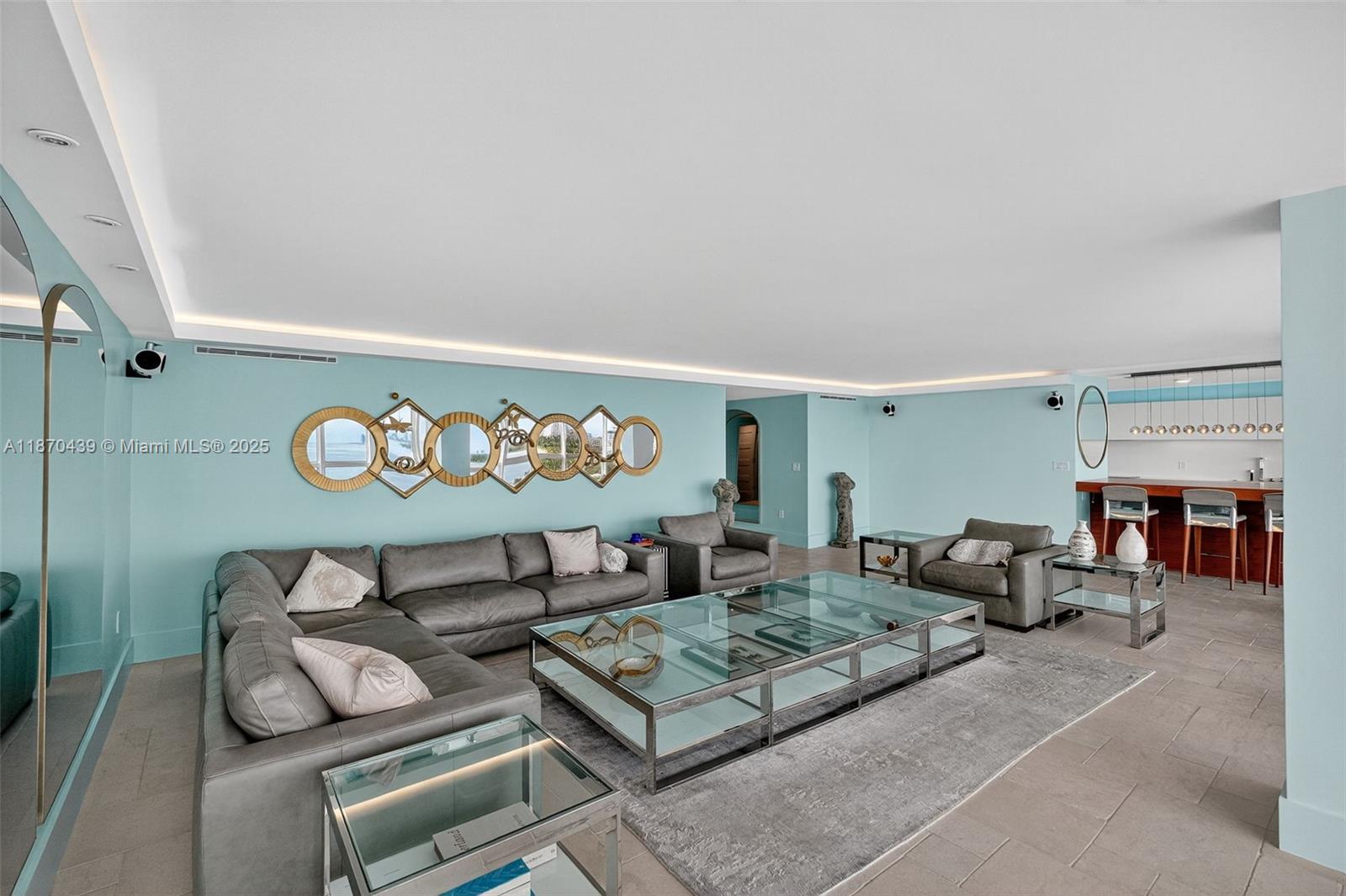 600 Grapetree Dr 11B-N