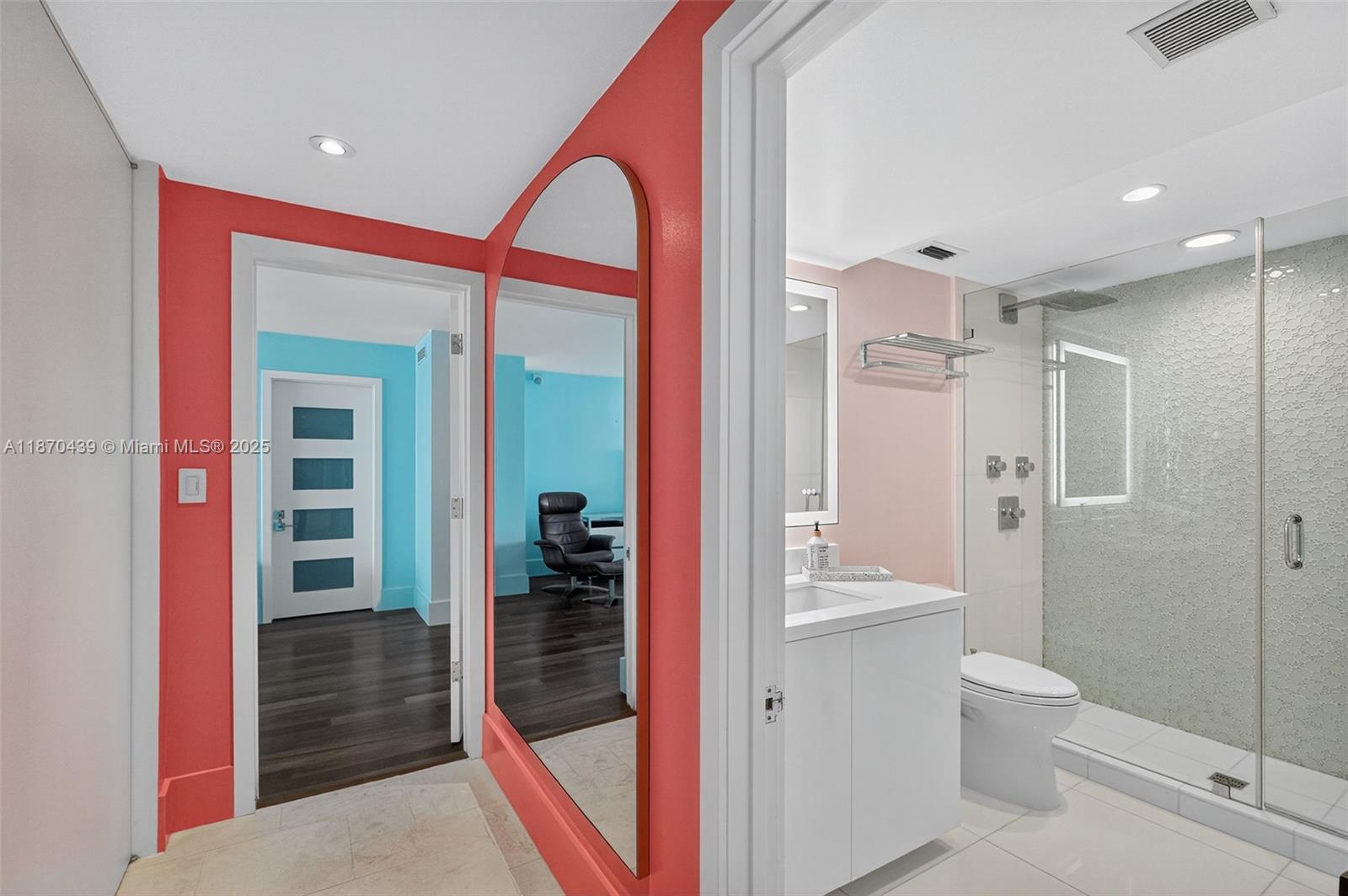 MAR-AZUL CONDO - Residential