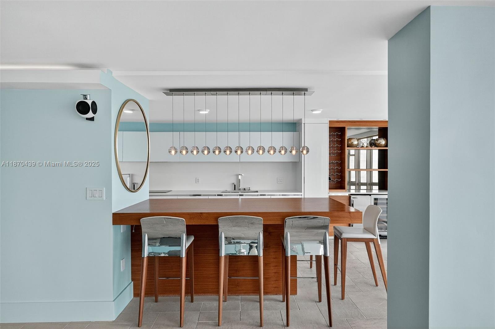 MAR-AZUL CONDO - Residential