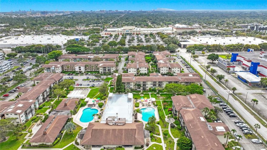 Enjoy easy living at Mar-Len Gardens in this bright 1-bedroom, 1-bath unit on the 3rd floor, featuring tile floors throughout and a screened balcony overlooking the peaceful gardens. The layout is comfortable and easy to personalize, and the community offers a gated, HOPA-verified (55+) lifestyle with two pools, clubhouse, fitness center, indoor pickleball, and a prime location close to the beach, shopping, dining, and major roadways.

Monthly fees are $750 and include maintenance, land lease, county taxes, and reserves. CASH purchase only, land lease runs through 2064, closing must be completed with the coop office, and the buyer must sign the attached FIRPTA. No pets allowed, no rentals the first year, and afterward only one rental per year for a maximum of four months—making it not investor friendly. Please ensure the buyer is fully aware of all requirements before requesting a showing.