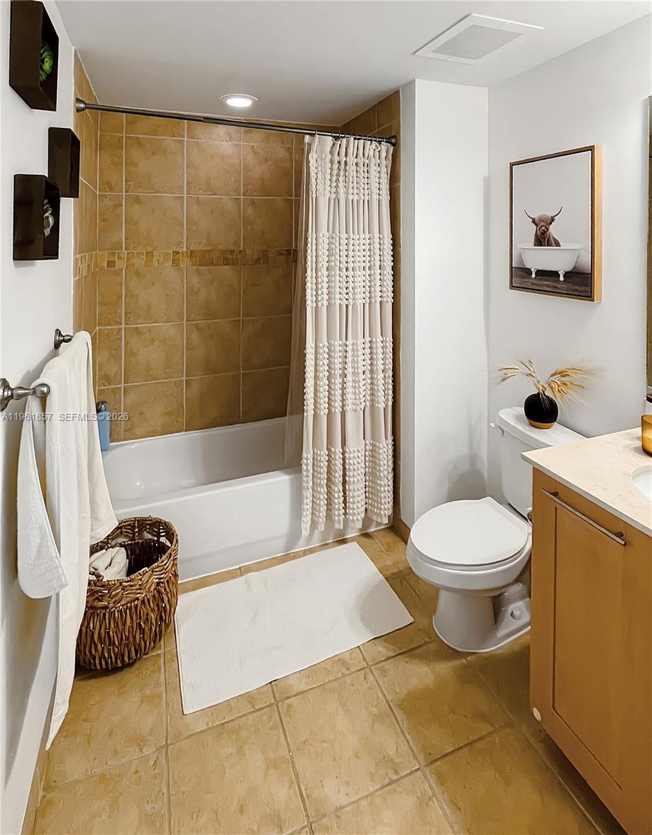 NURIVER LANDING CONDO - Residential