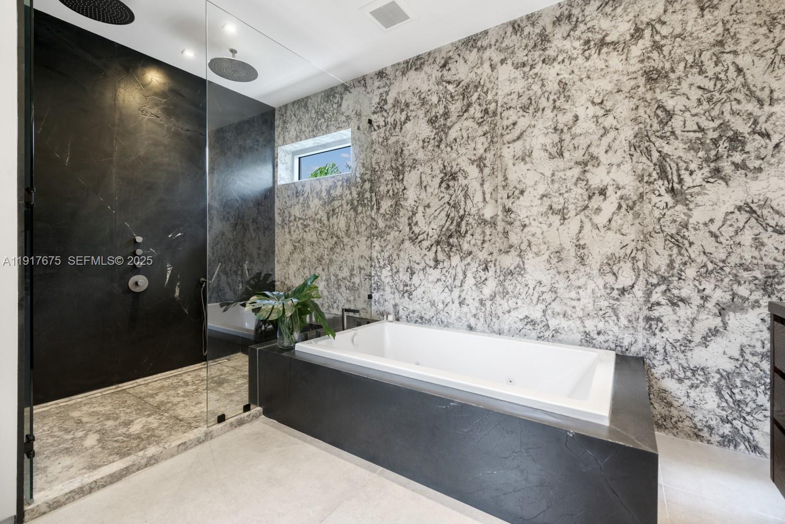 SAN MARCO - Residential Lease