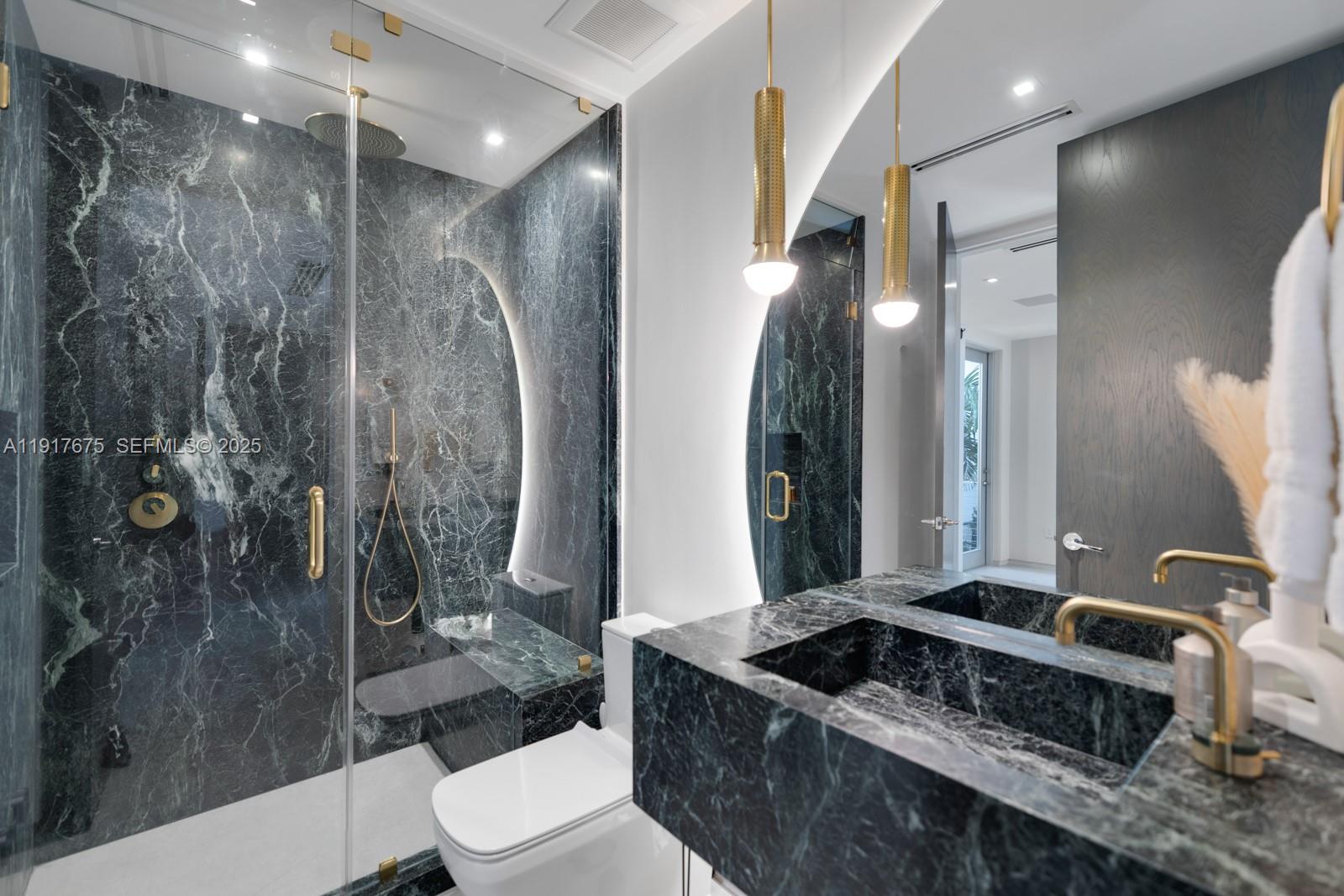 SAN MARCO - Residential Lease