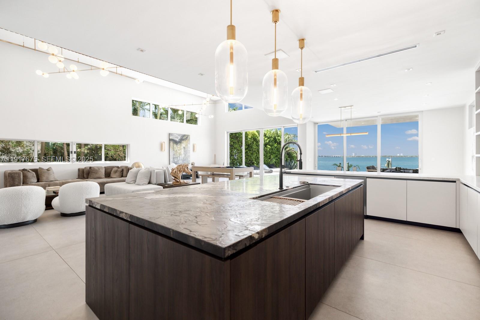 SAN MARCO - Residential Lease