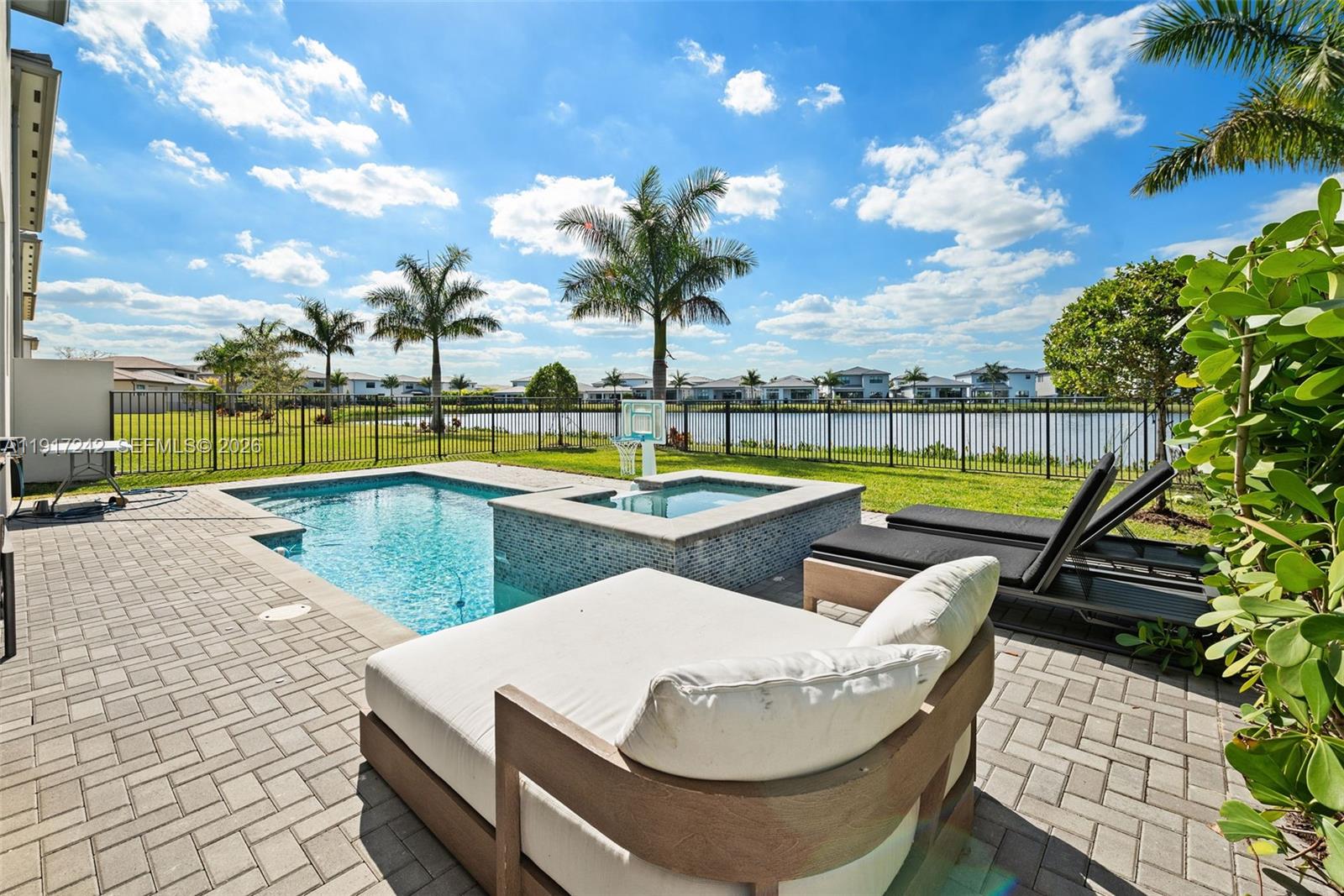 BOCA RATON GOLF COURSE PU - Residential