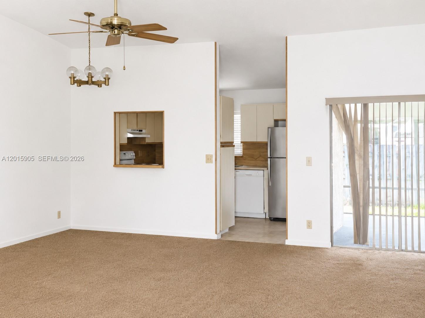 SPRINGTREE LAKES - Residential