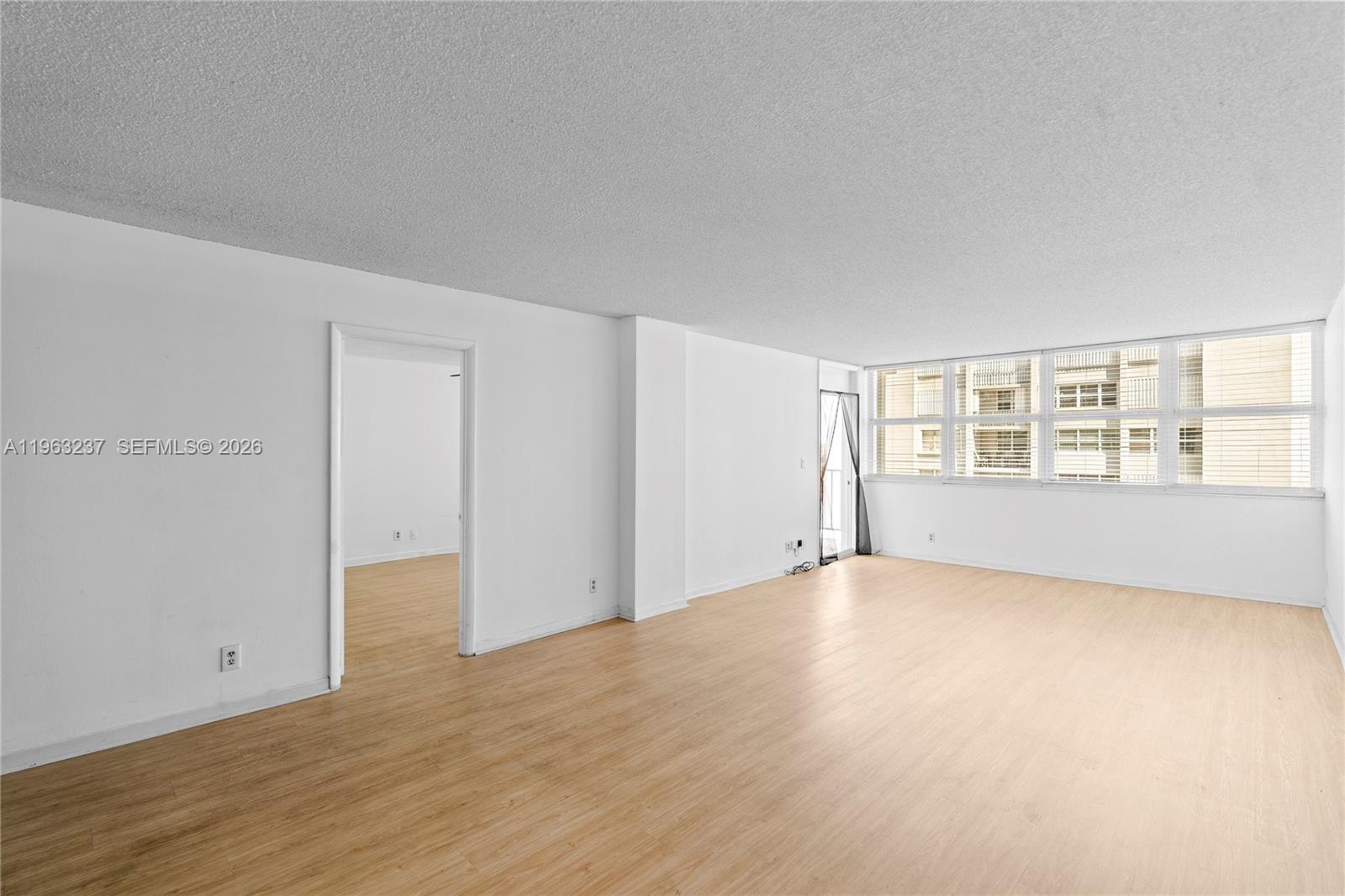 TRAFALGAR TOWERS CONDOMIN - Residential