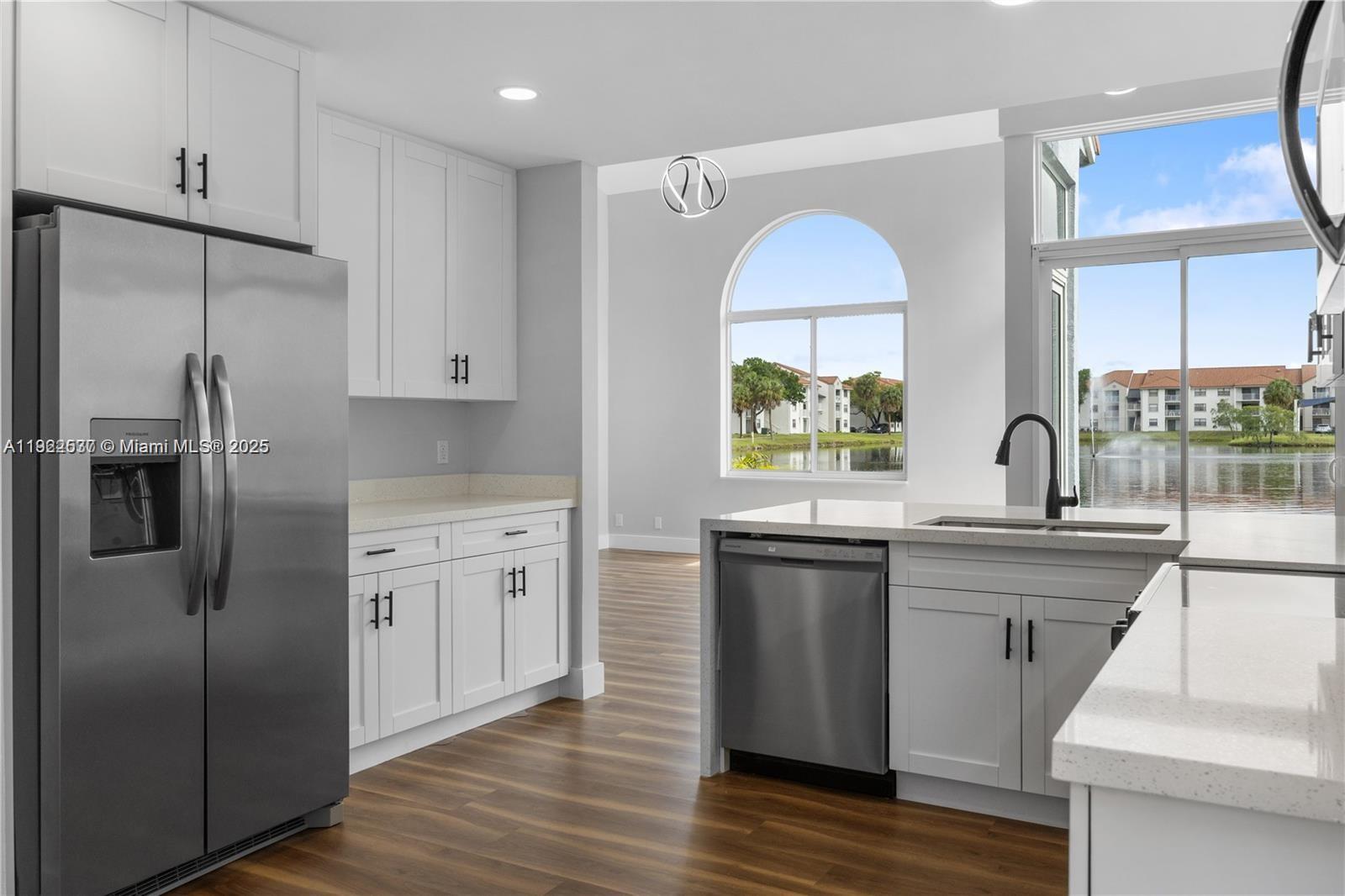 EMERALD POINTE - Residential Lease