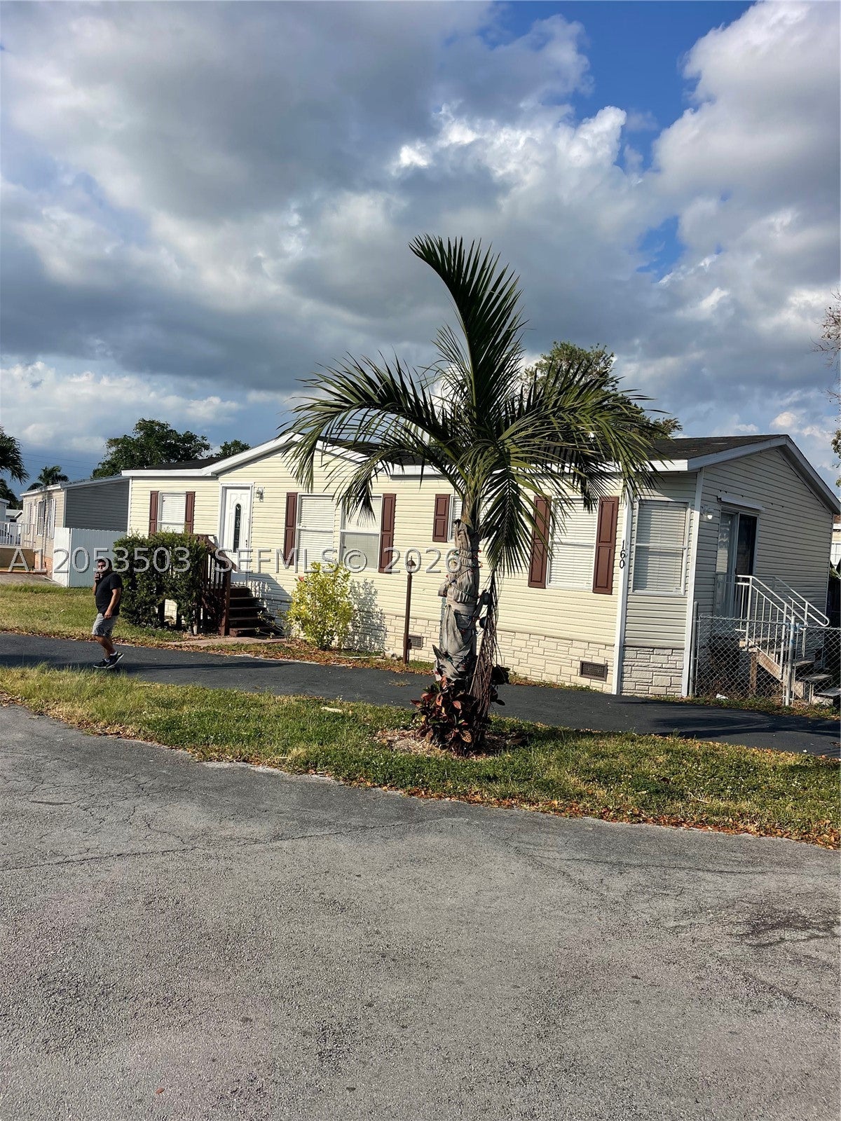 220 NE 12th Ave LOT 160, Homestead, FL, 33030/$229,000 2 220 NE 12th Ave LOT 160