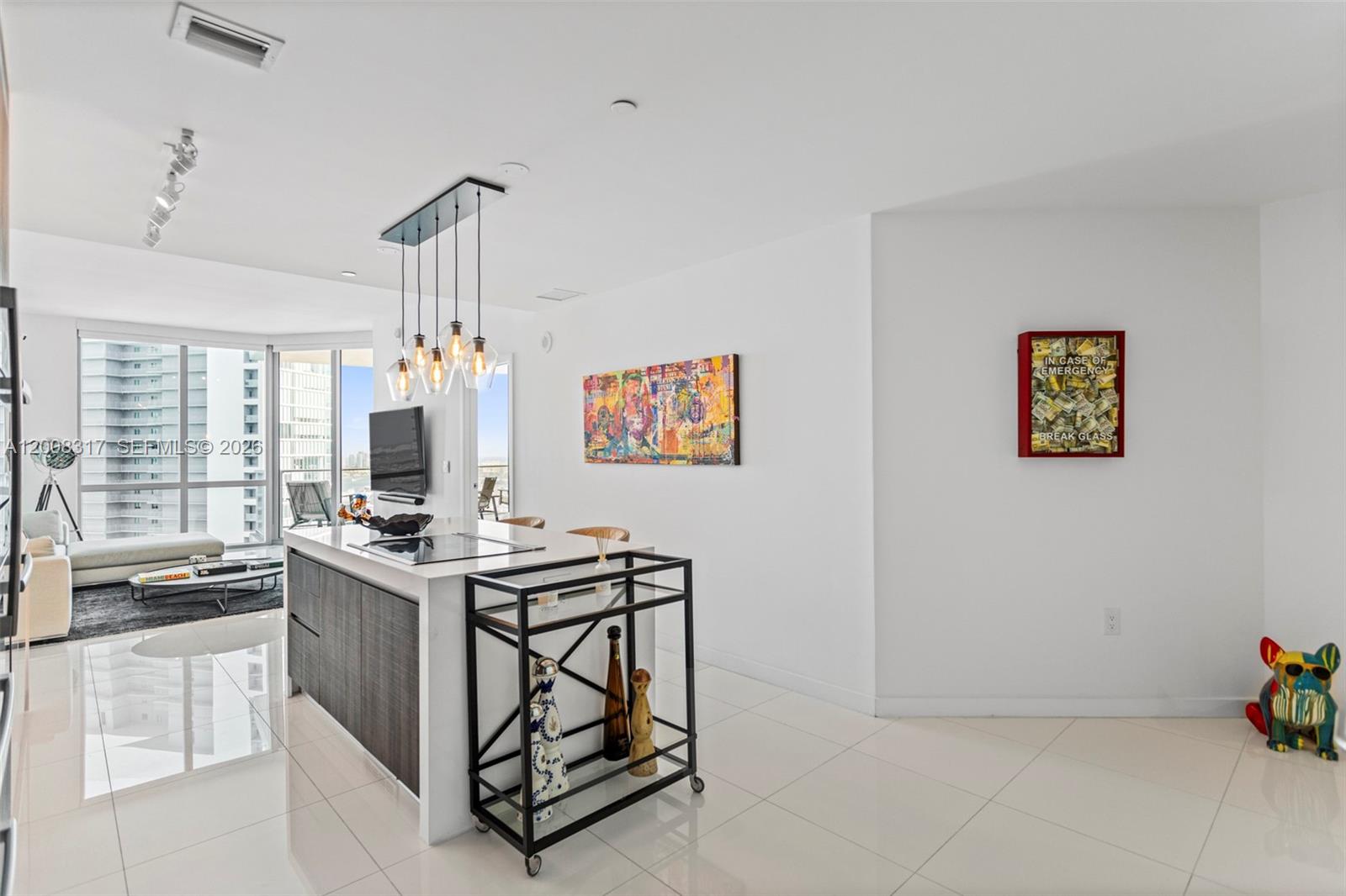 PARAMOUNT MIAMI WORLDCENT - Residential