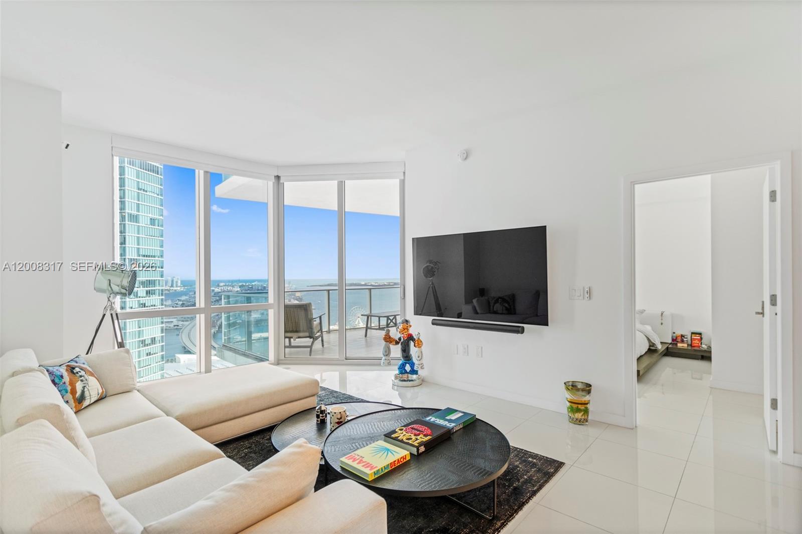 PARAMOUNT MIAMI WORLDCENT - Residential