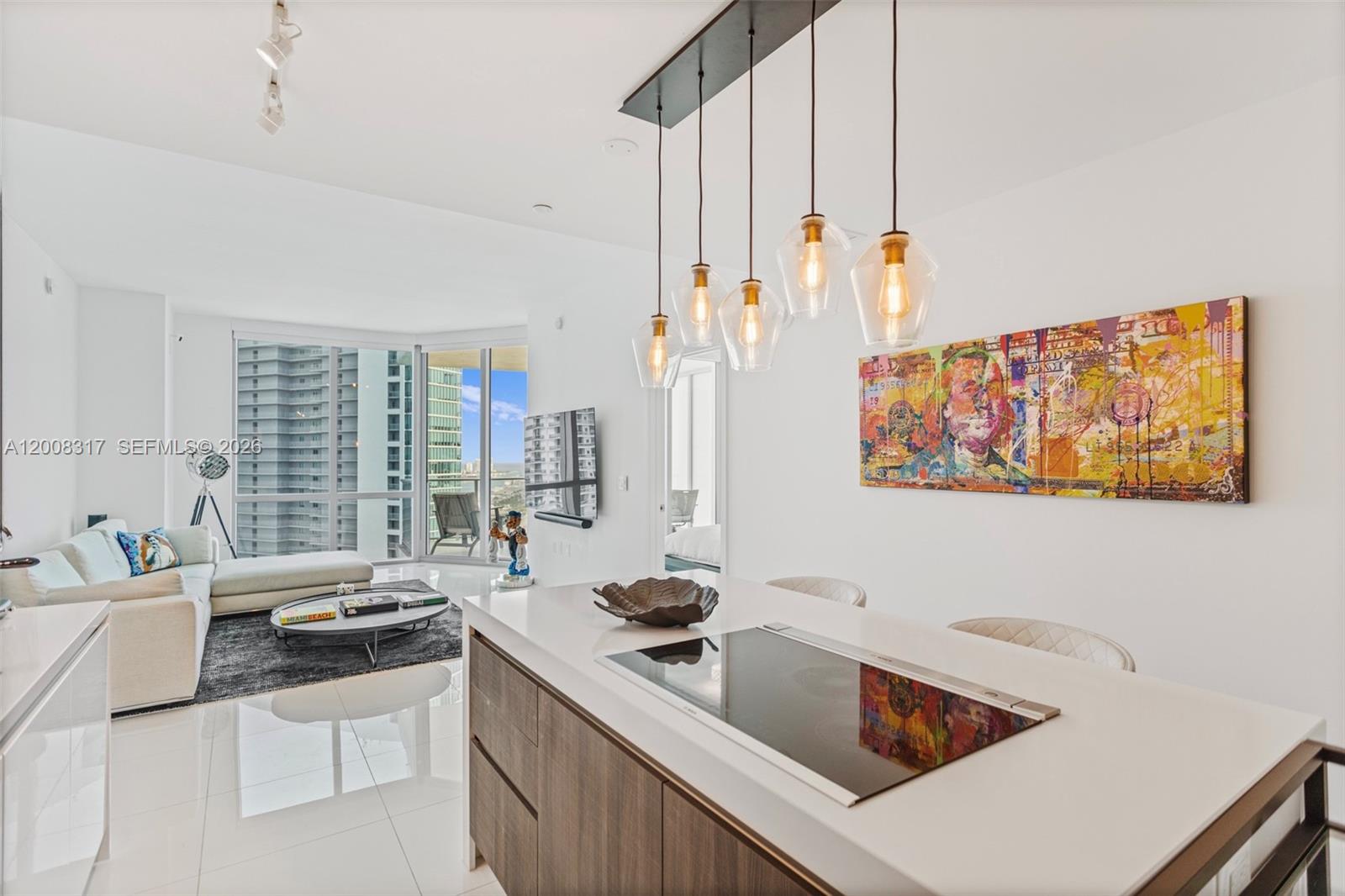 PARAMOUNT MIAMI WORLDCENT - Residential