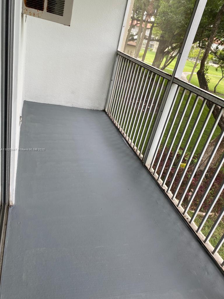 NEW HAMPTON AT CENTURY VI - Residential Lease