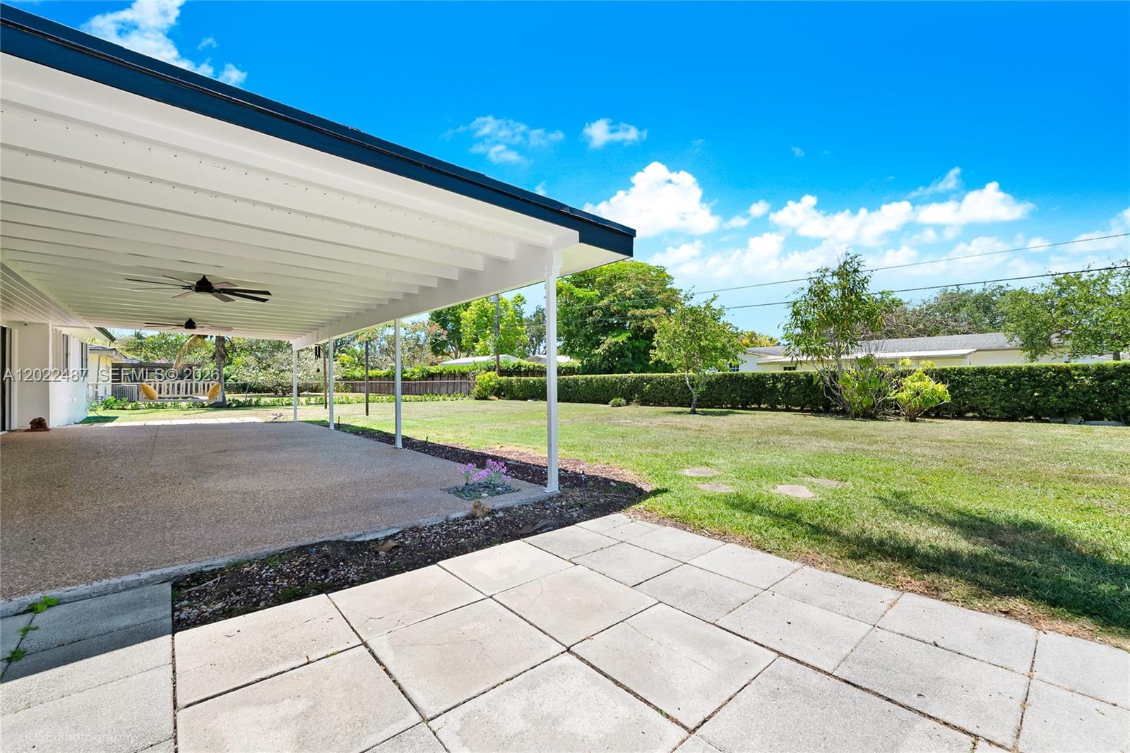 CORAL REEF ESTATES - Residential