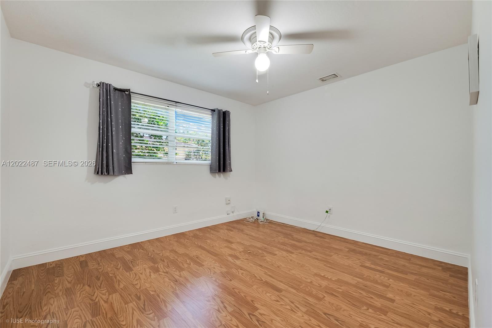 CORAL REEF ESTATES - Residential