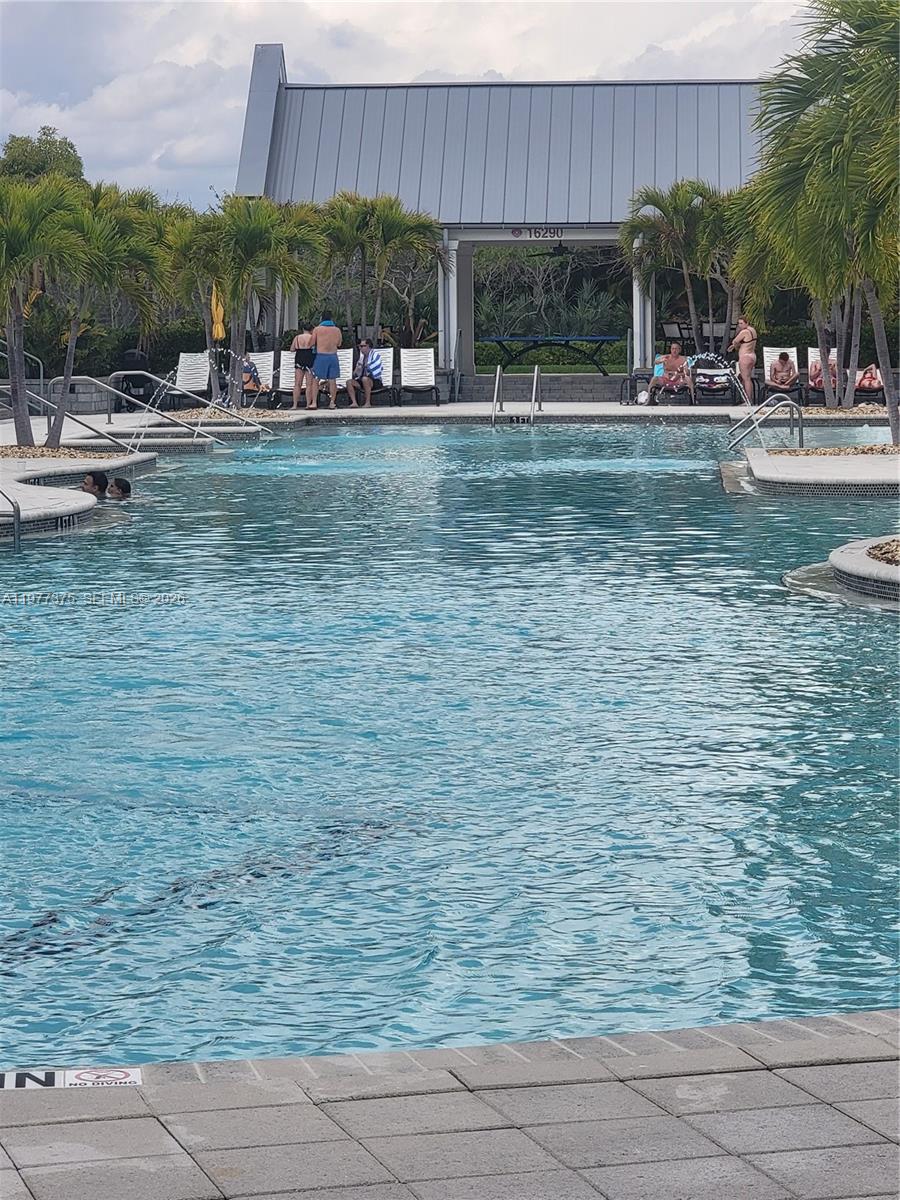 ORCHARDS OF WESTLAKE - Residential Lease