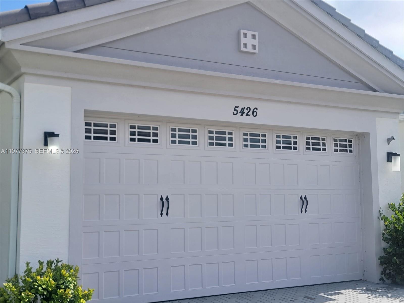 ORCHARDS OF WESTLAKE - Residential Lease