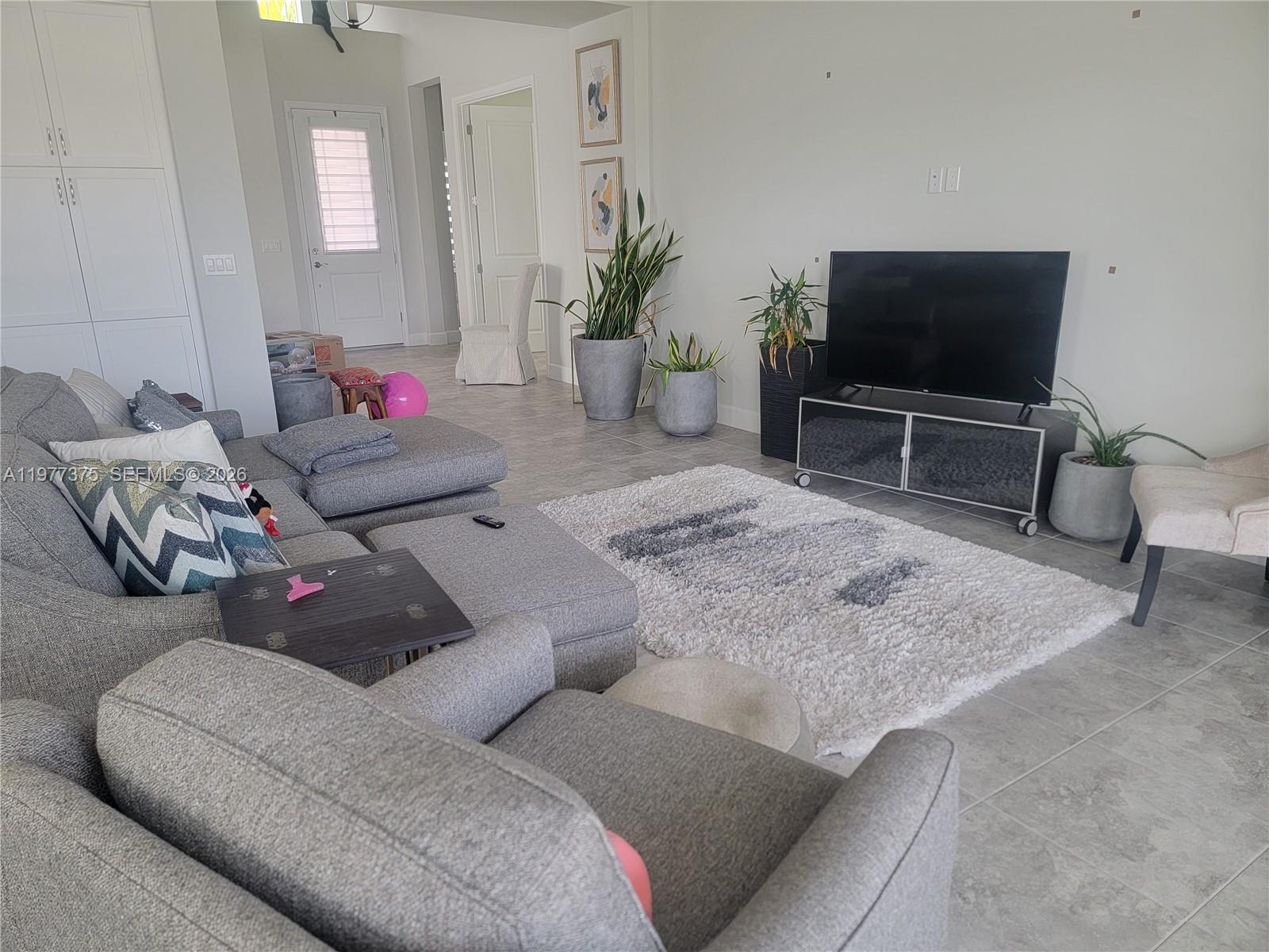 ORCHARDS OF WESTLAKE - Residential Lease