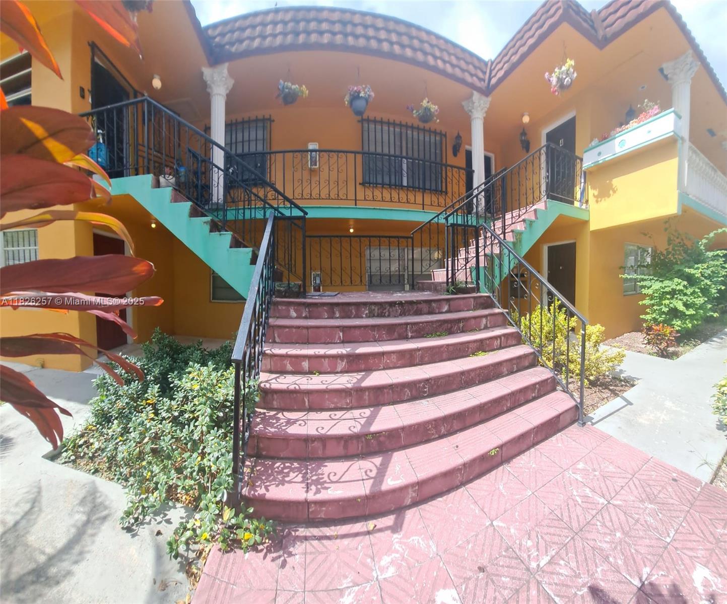 1442 NW 1st St 2