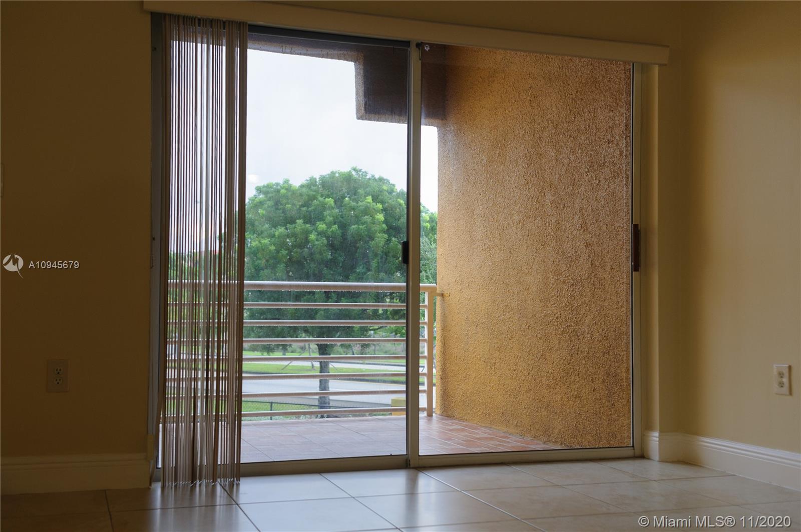 SOLEIL AT FONTAINEBLEAU C - Residential Lease