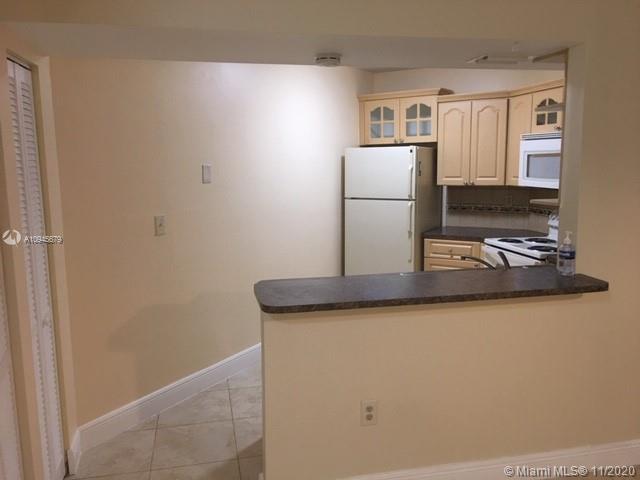 SOLEIL AT FONTAINEBLEAU C - Residential Lease