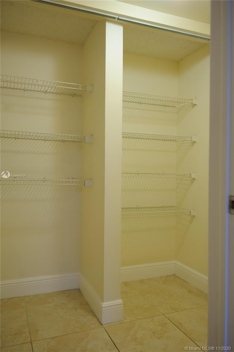 SOLEIL AT FONTAINEBLEAU C - Residential Lease