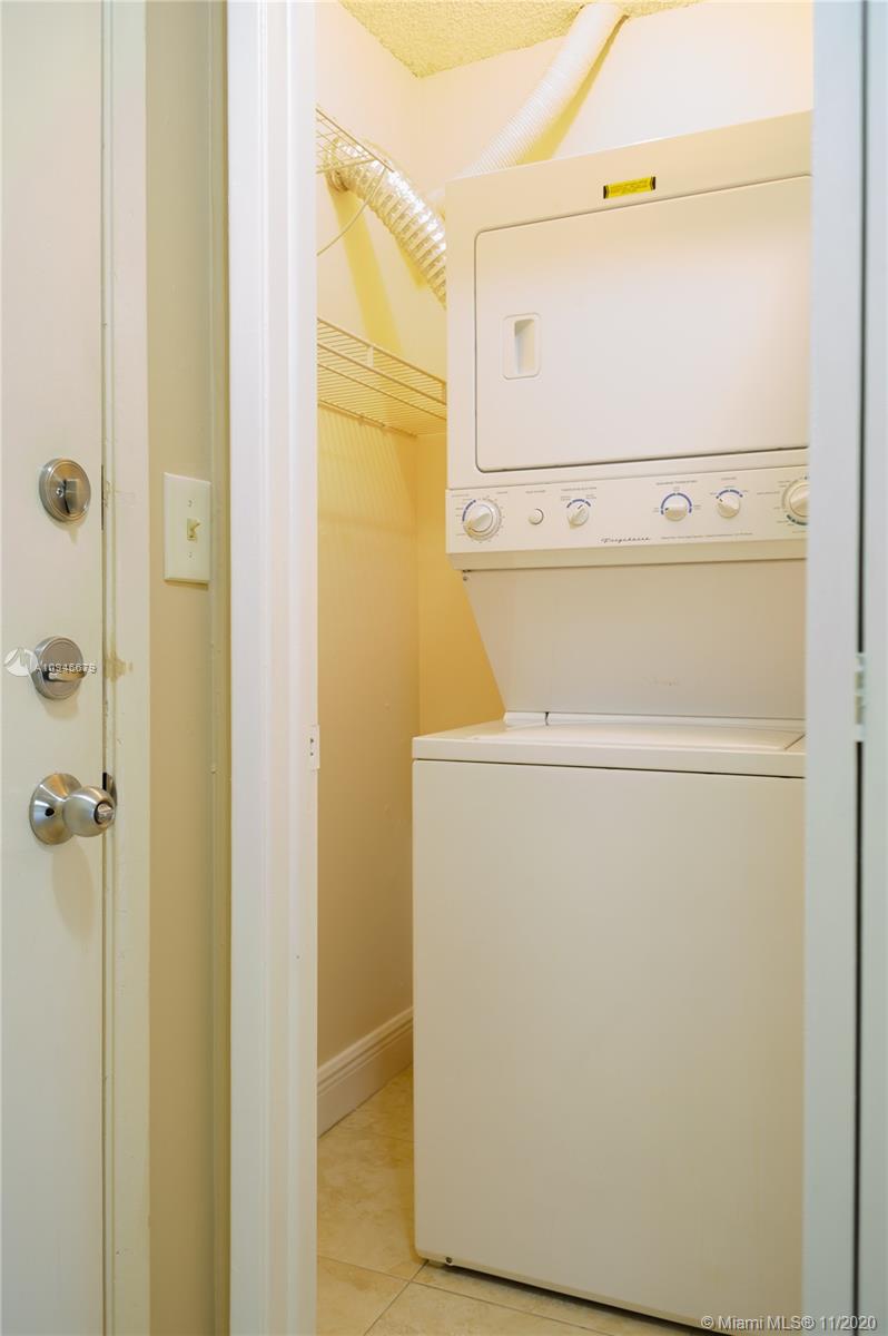 SOLEIL AT FONTAINEBLEAU C - Residential Lease