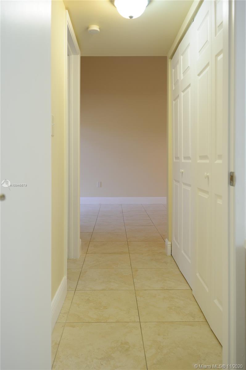 SOLEIL AT FONTAINEBLEAU C - Residential Lease