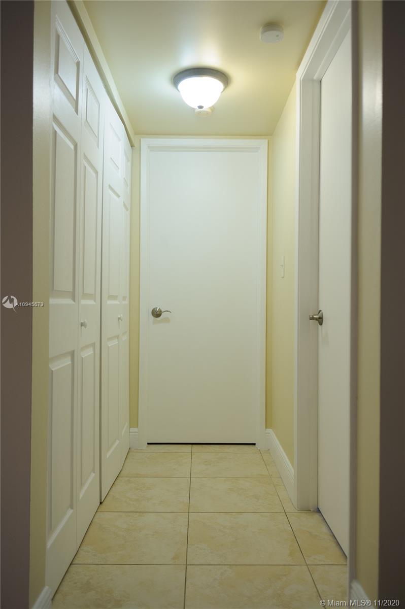 SOLEIL AT FONTAINEBLEAU C - Residential Lease