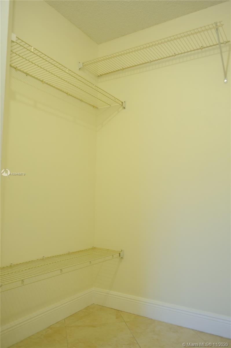 SOLEIL AT FONTAINEBLEAU C - Residential Lease