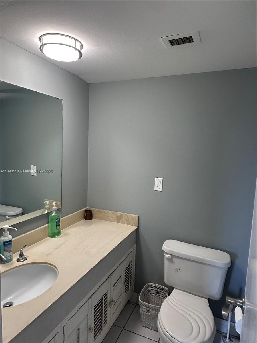 ARLEN HOUSE CONDO - Residential Lease