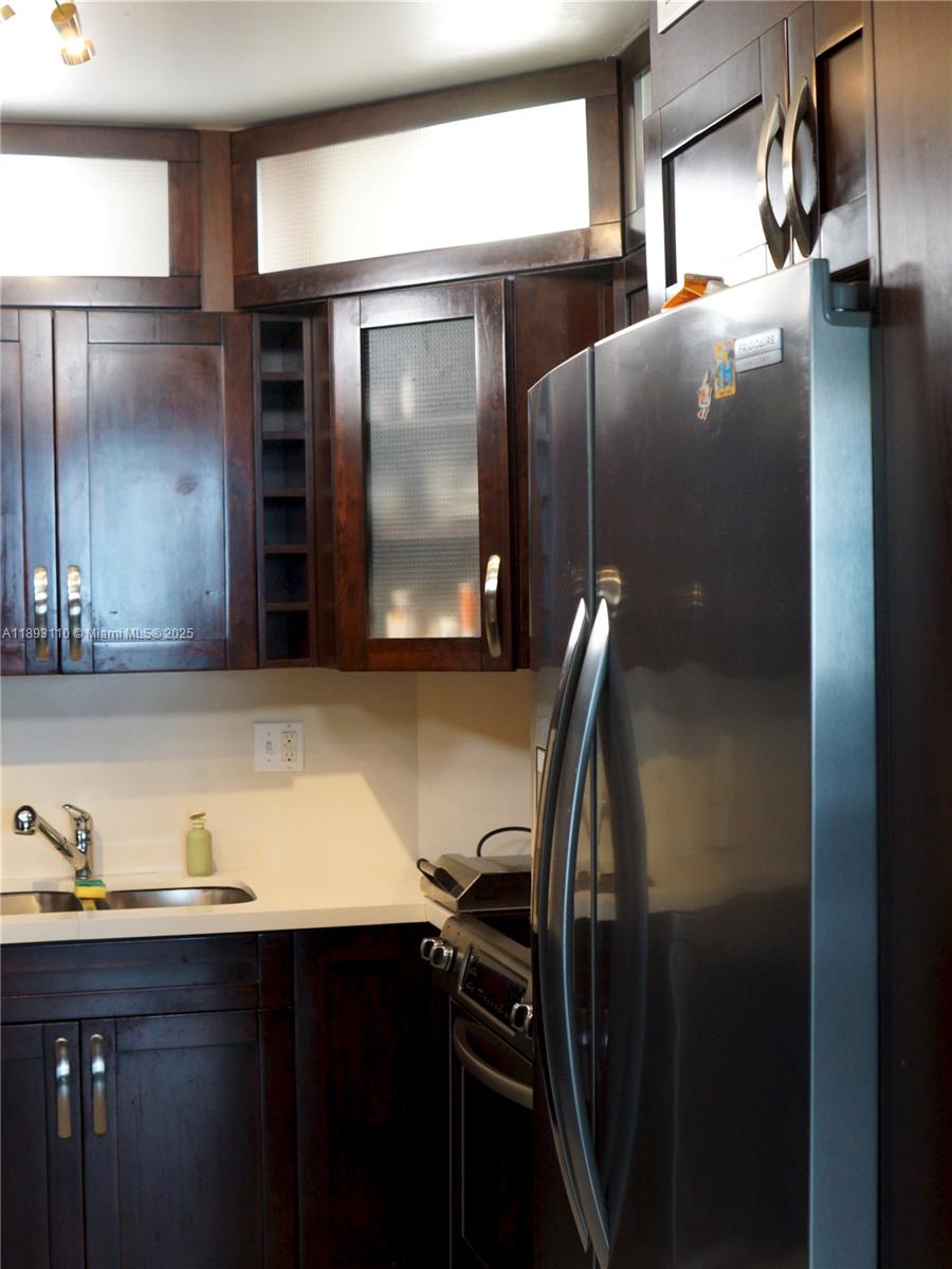 ARLEN HOUSE CONDO - Residential Lease