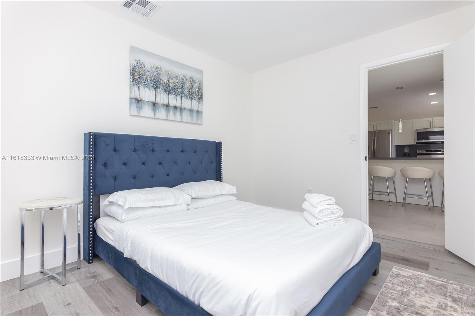 COUNTRY SECTION 1 - Residential