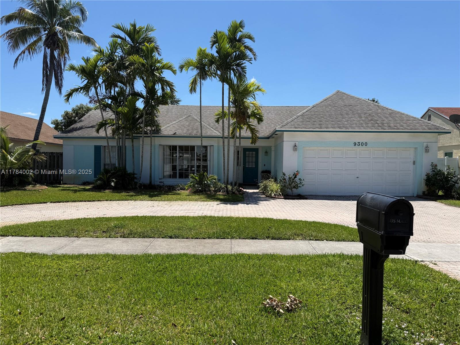 Property for Sale at 9300 Dunhill Dr, Miramar, Broward County, Florida - Bedrooms: 3 
Bathrooms: 2  - $595,000
