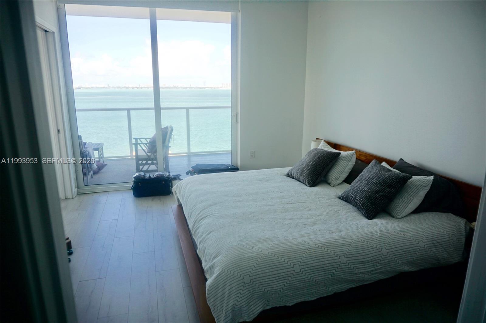 THE CRIMSON CONDOMINIUM - Residential