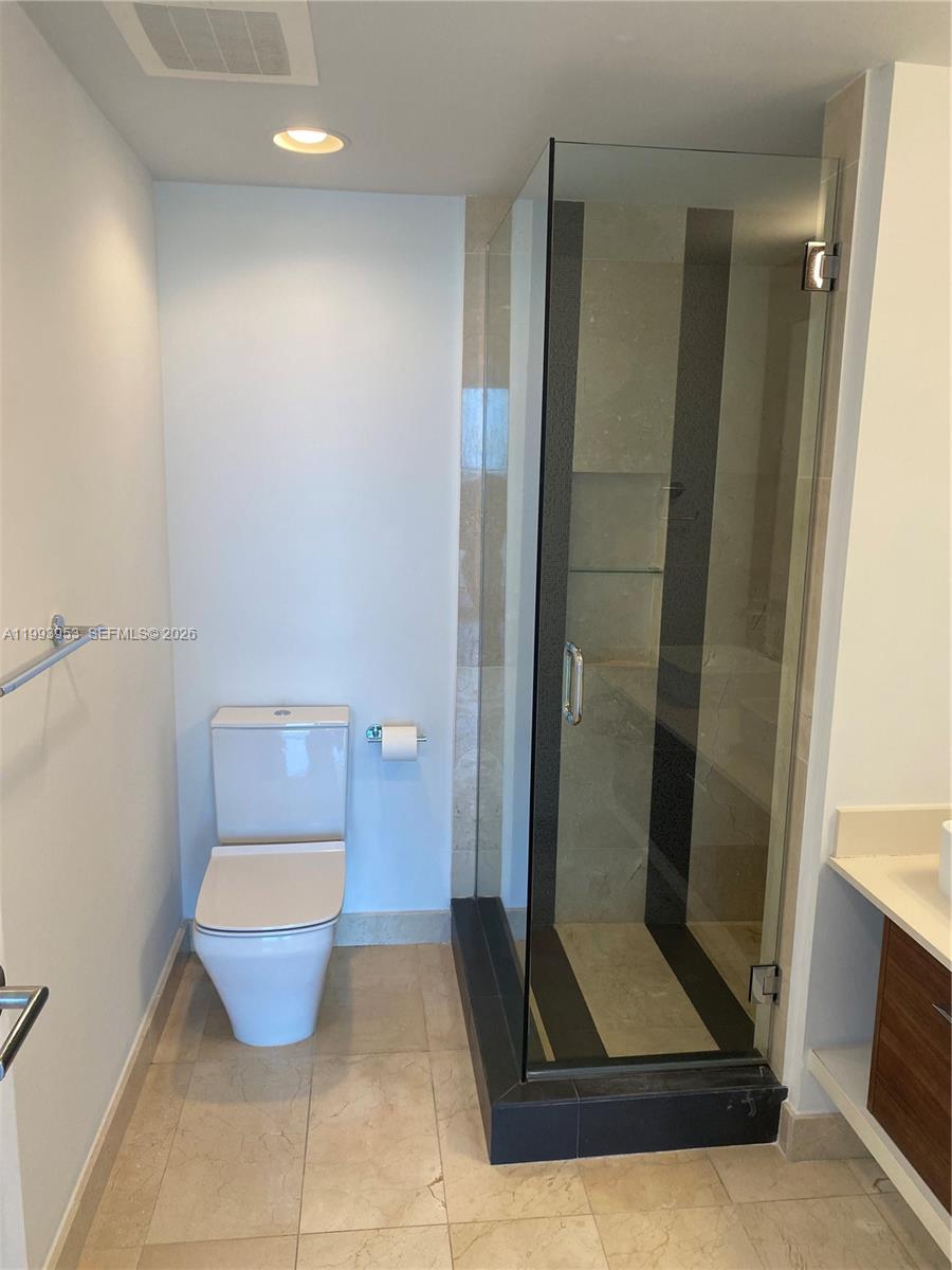 THE CRIMSON CONDOMINIUM - Residential