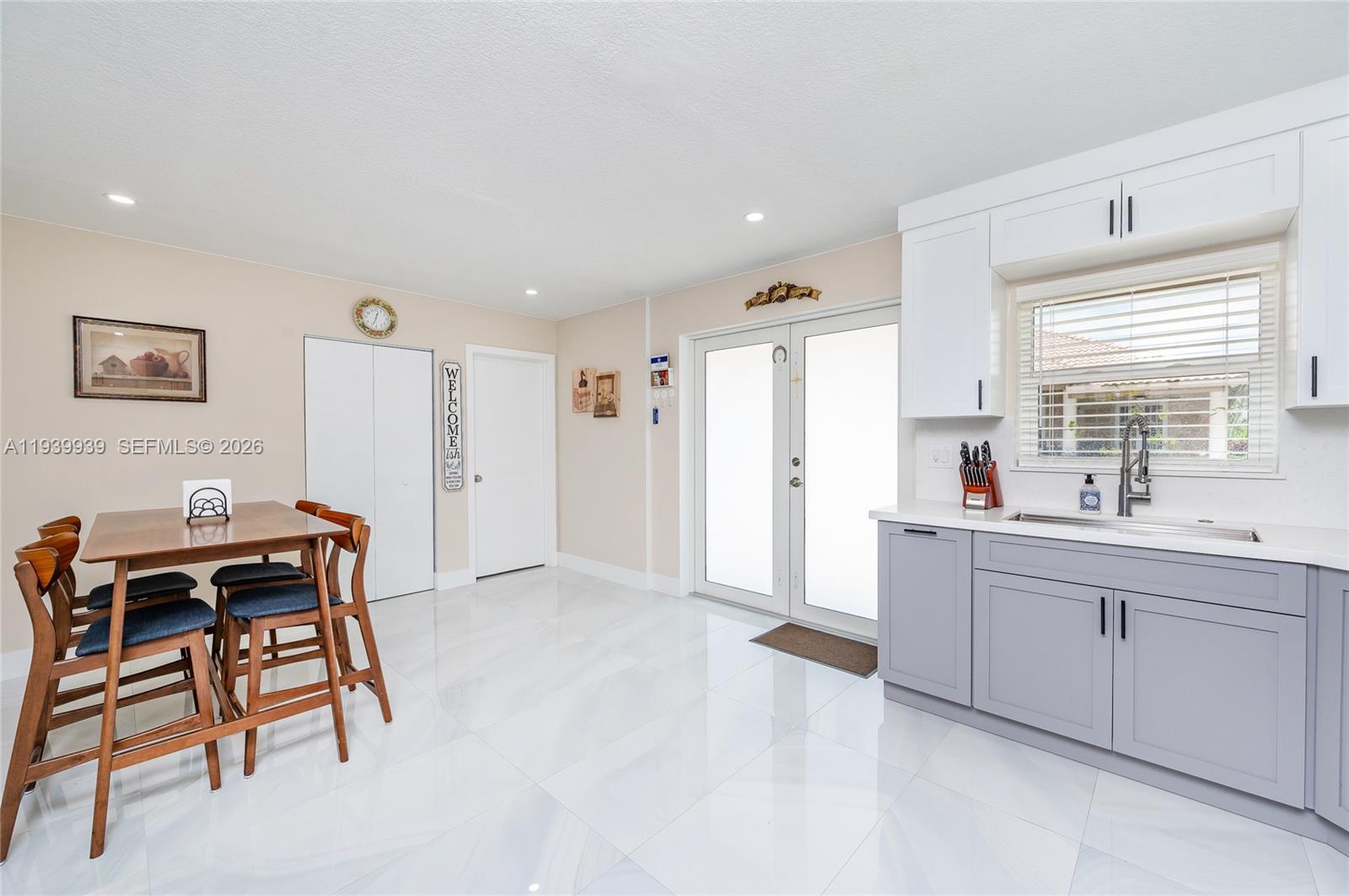 EVERGLADES SUGAR & LAND C - Residential