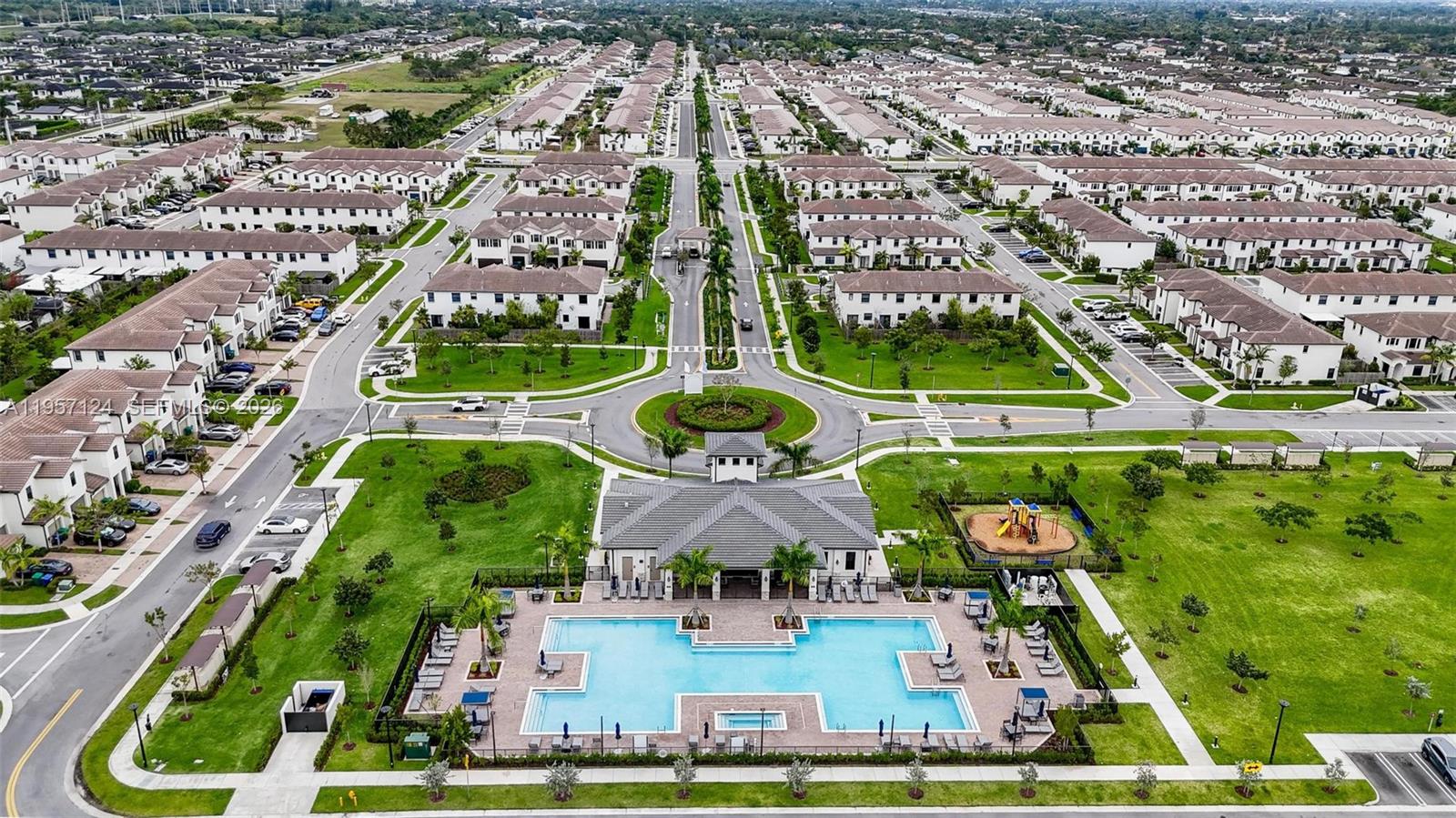 SIENA RESERVE SOUTH - Residential